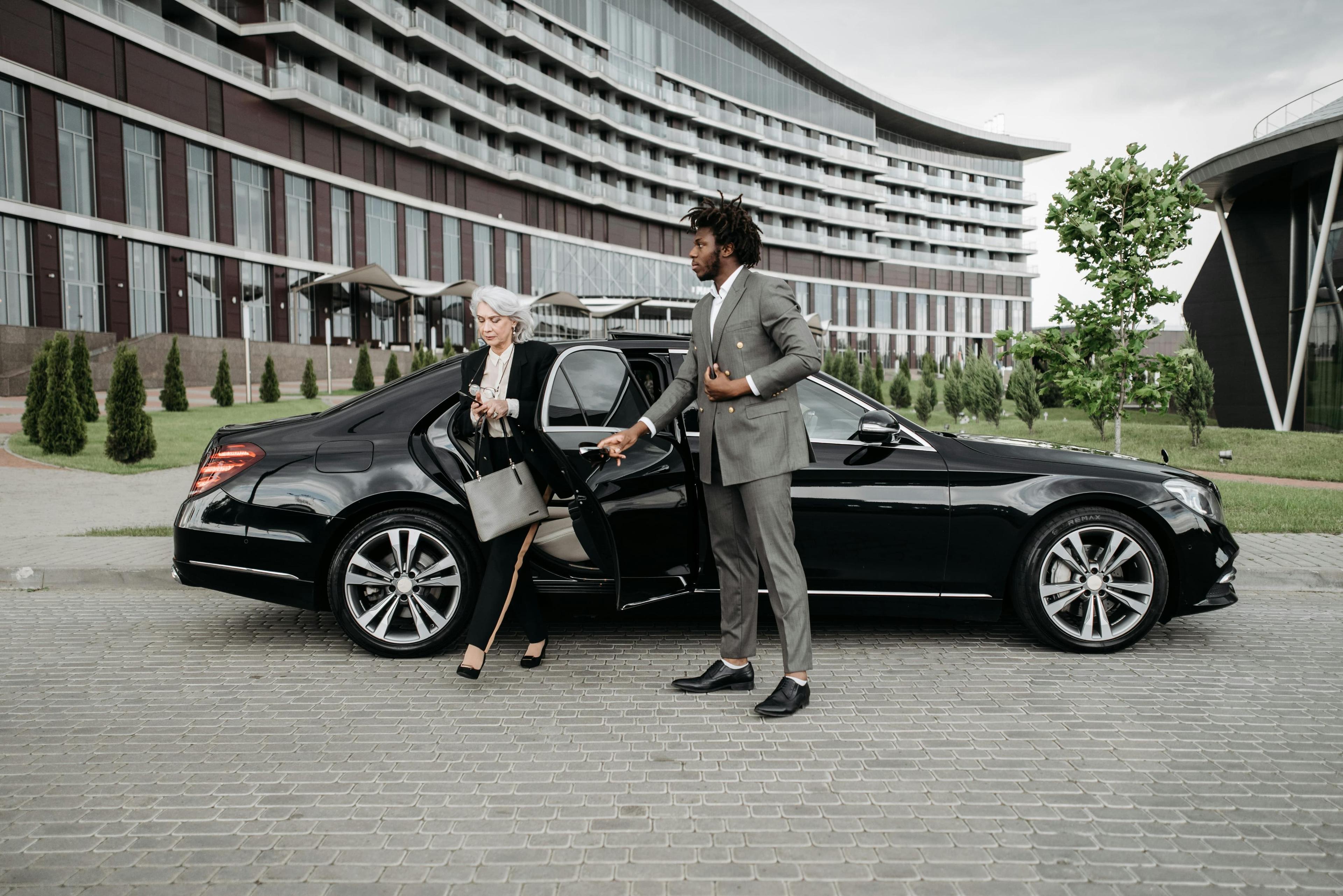 Luxury Limousine Service in Jeddah